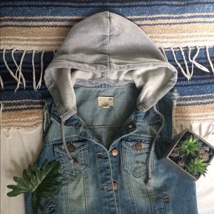 Jean vest with hood